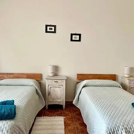Kalos Villa *